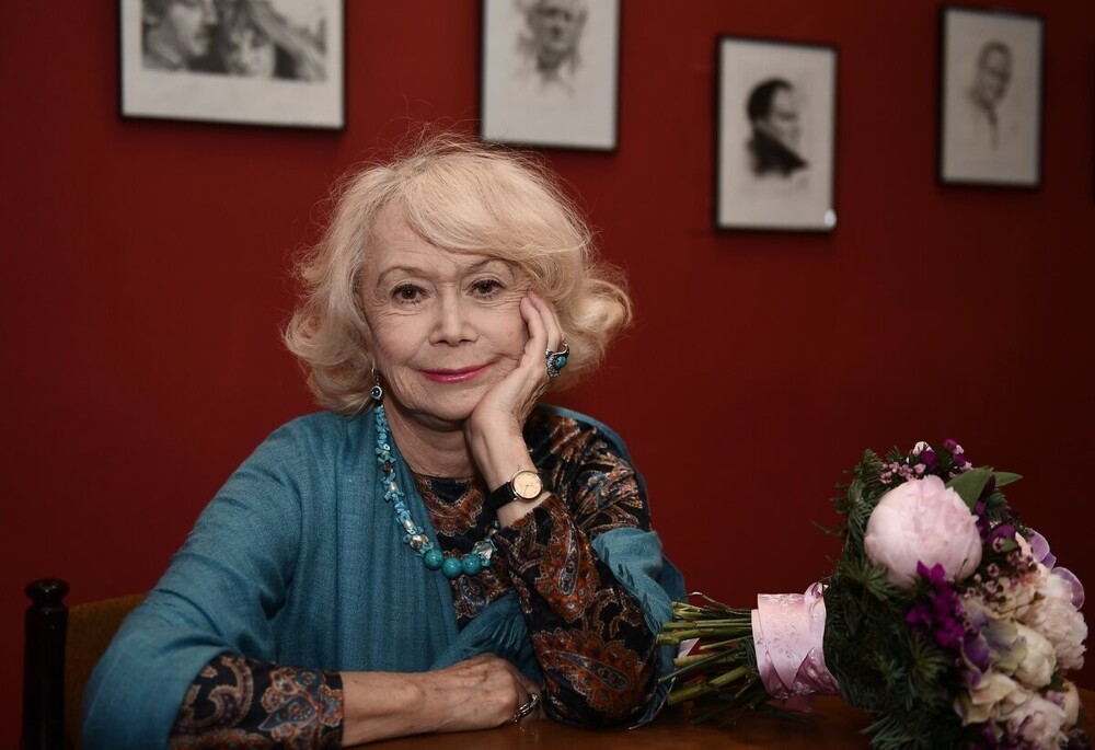 Светлана Немоляева 