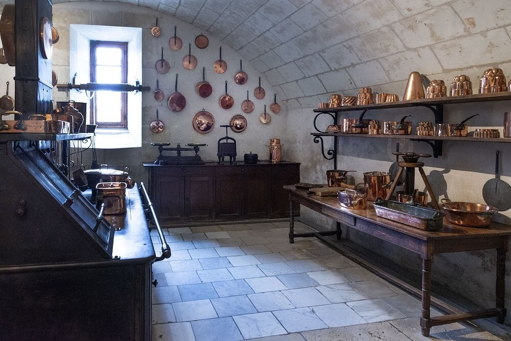 Мост Шенонсо, ставший дамским замком