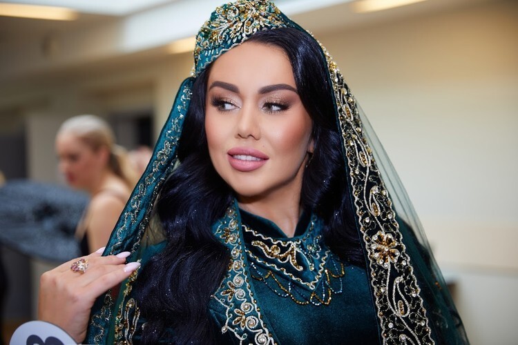 Без дефиле в&nbsp;купальниках, но&nbsp;с&nbsp;Биланом