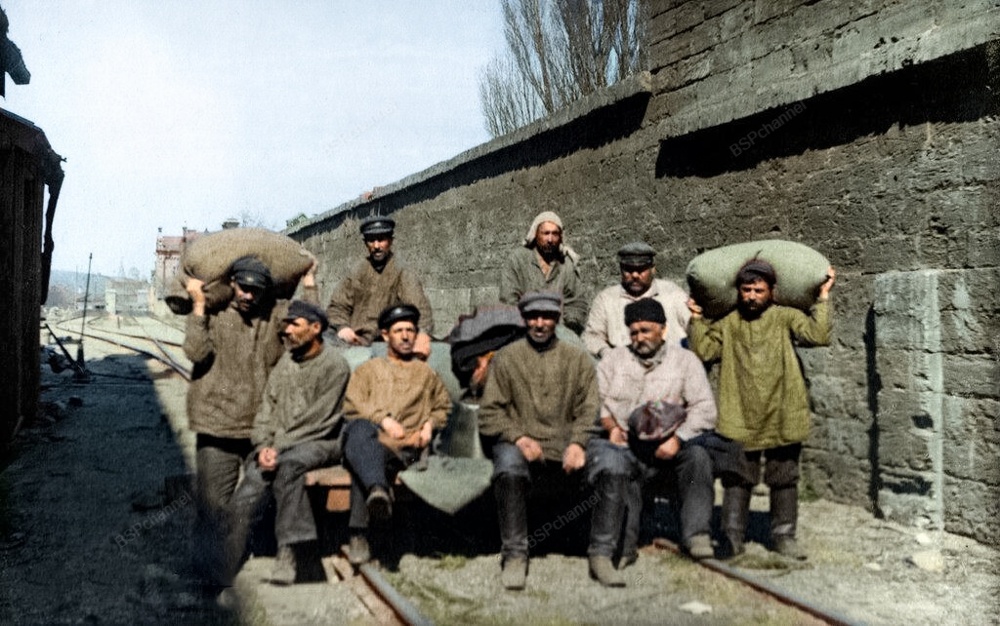 Нелёгкая и тяжёлая жизнь СССР в первое десятилетие своего существования