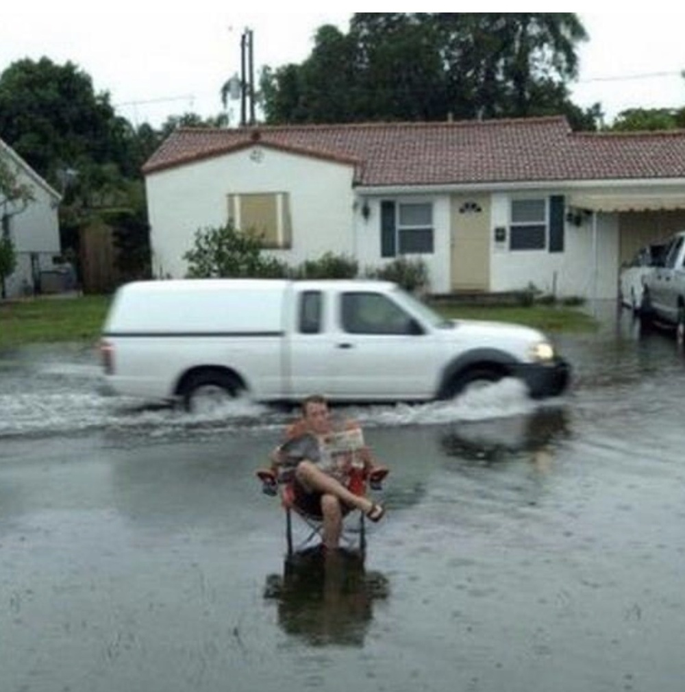 Железные нервы: 16 фото, доказывающих, что спокойствие — это суперсила Железные нервы: 16 фото, доказывающих, что спокойствие — это суперсила выдержка, спокойствие, самообладание, эмоции, жизненные ситуации, приколы, фото, подборка, реакция, стресс, юмор, не паникуй, крутость