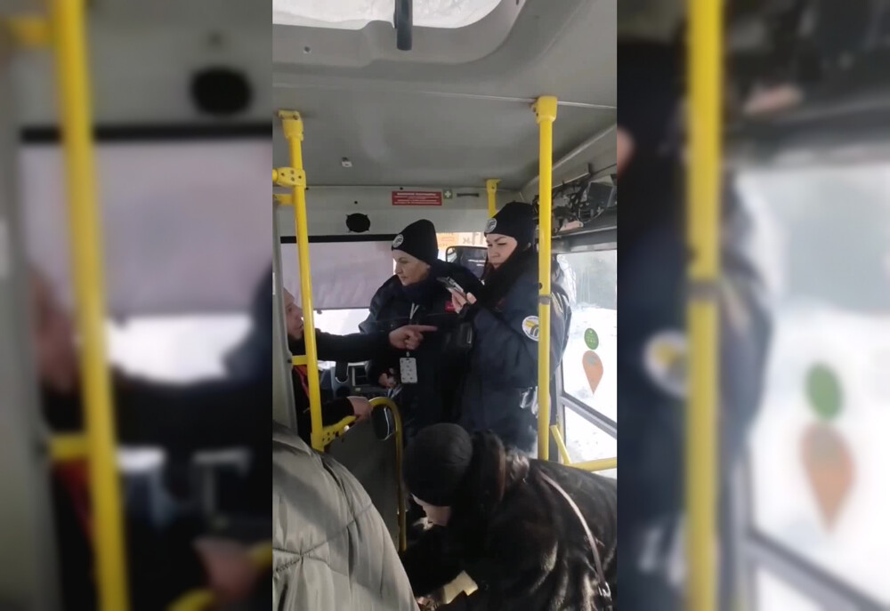 В Балашихе водитель маршрутки резко затормозил во время конфликта