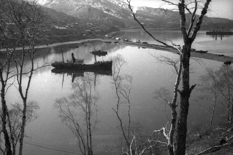 Город у вулканов: Петропавловск-Камчатский на старых фотографиях петропавловск-камчатский, старые фотографии, история камчатки, ретро снимки, владислав микоша, всеволод тарасевич, владимир носов, советские фотографии, авачинская бухта, день рыбака, порт, 1934 год, 1979 год, архивные фото, камчатские рыбаки, краеведение, ссср, дальний восток, город у вулканов