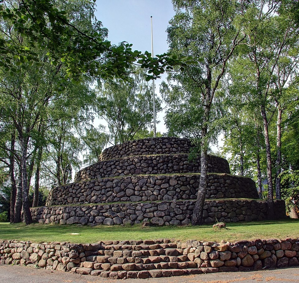 Вавилонская башня работы Гюстава Доре Гравюра Гюстава Доре Вавилонская башня