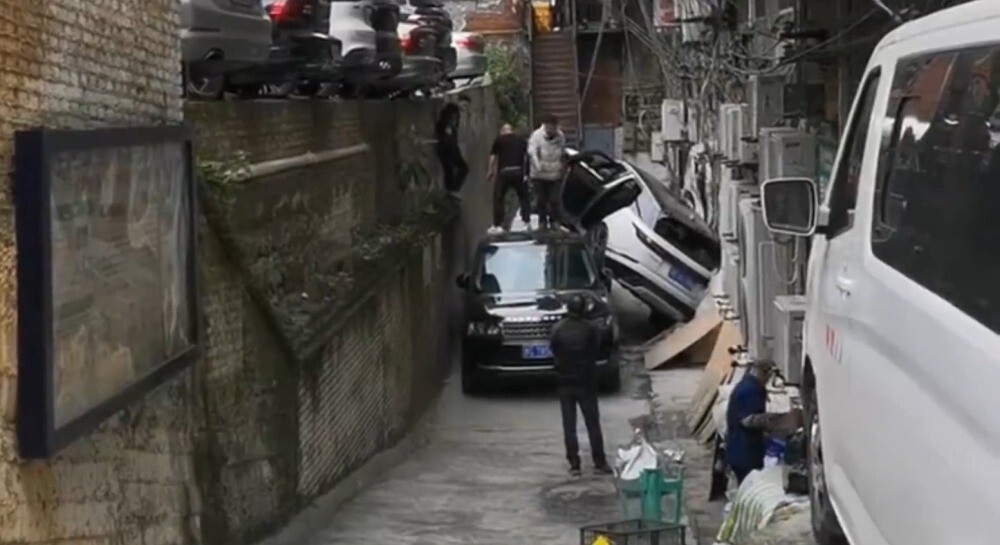 Долго целился и попал