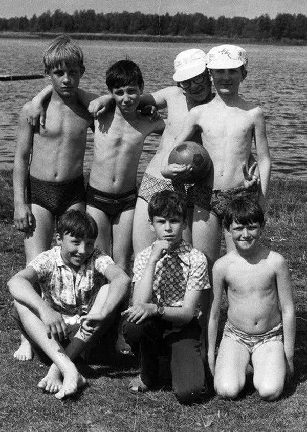 Наше счастливое детство-1