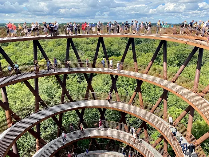 Детали конструкции башни