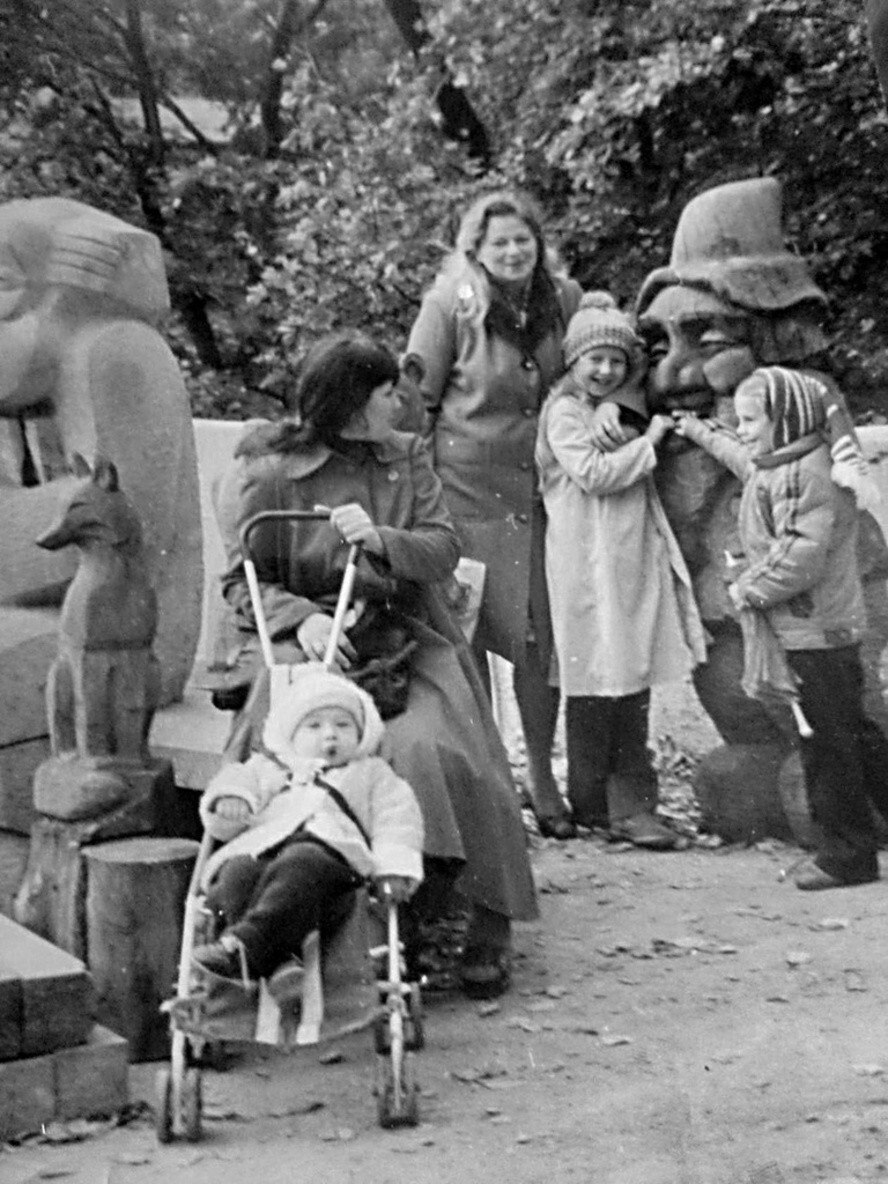 Детский городов в зоопарке. 1981 год.