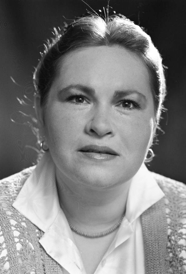 Нина Усатова