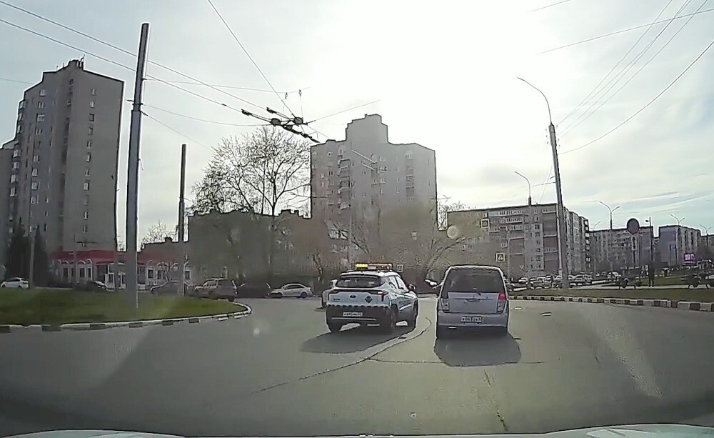 Автомобиль фиксации нарушений ПДД попал в ДТП