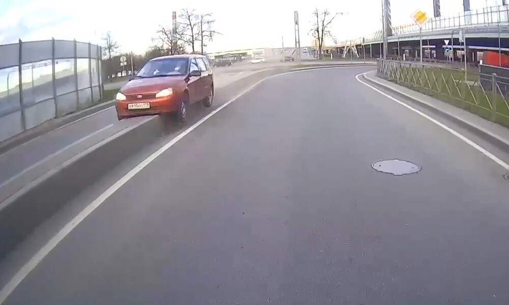 Как по рельсам пошёл