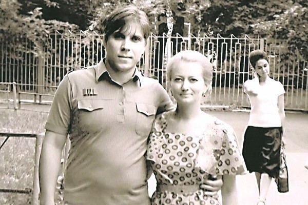 Poдилa нeгpитeнкa в Coвeтcкoм Coюзe, дa eщe в пpoвинции