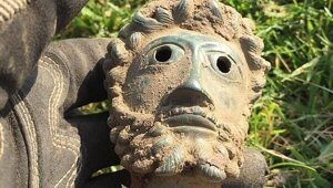 В Великобритании найден идеально сохранившийся бюст римского императора