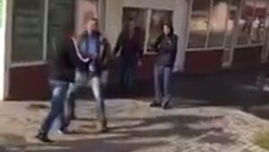 Школа пьяного мастера:  удар под хвост дракону