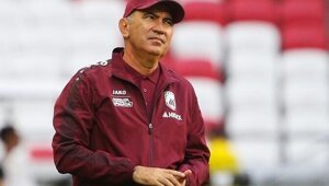 Курбан Бердыев возглавит сборную России по футболу