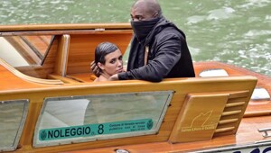 В Италии Канье Уэста с женой застукали за пикантной сценой и потребовали наказать