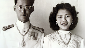 Что сделал король Таиланда, когда застукал свою жену на ложе с телохранителем?