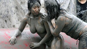 Фестиваль грязи в Южной Корее или сумасшедшее веселье без стеснения
