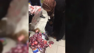 Две женщины пытались вынести под&nbsp;юбкой продукты из&nbsp;магазина