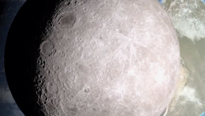 Китай показал первые кадры с обратной стороны Луны