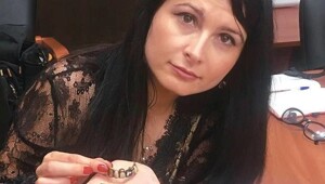 СМИ показали челюсть Адольфа Гитлера, хранящуюся в архиве ФСБ