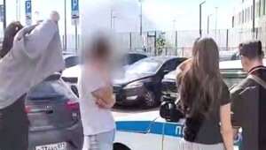 "Ты сейчас на весь район прославишься!": в Москве задержали подростков, выкрикивавших оскорбление в адрес русских