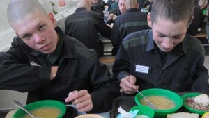 Генпрокуратура предложила снизить возраст уголовной ответственности с 16 до 14 лет за ряд преступлений