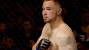 Боец MMA сломал челюсть сотруднику авиакомпании «Победа»