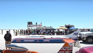 Гонщик погиб при попытке побить рекорд скорости в 756,4 км/ч