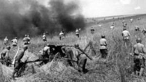 Немцы спасались бегством под натиском прорывающихся из котла войск. Другой 1941 год