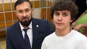 Нападавшего на прохожих чеченского подростка суд отправил в колонию на два года
