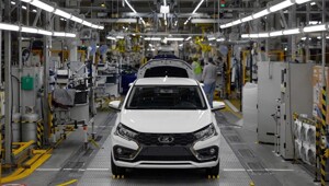 Российские автопроизводители получат за год субсидий почти на триллион рублей. Дальше больше
