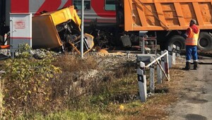 Дтп на переезде в Татарстане "Это он удачно вышел из кабины"