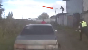 Под Вологдой неравнодушный мужчина бросил полено в убегавшего от полиции лихача