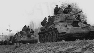 Немцы ждали атаку деревянных танков пока Ротмистров окружал 6 дивизий