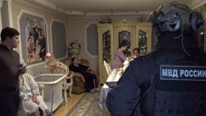 Полицейские нагрянули к «криптоцыганам» в Ленинградской области