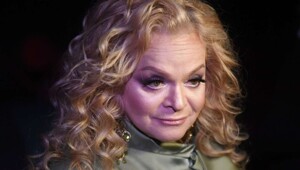 Лариса Долина обвинила покупательницу своей квартиры в недостаточной осмотрительности