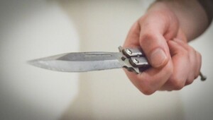 В Петербурге школьник ножом ранил учителя математики
