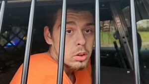 Старушка нашла в своей машине беглого преступника