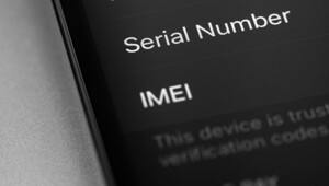 От "кирпича" до налога: что ждёт владельцев смартфонов в России