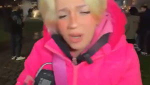 Новогодняя "безопасность" в Кёльне: стримерша решила доказать, что в праздники можно гулять по улицам