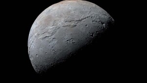 Харон: спутник Плутона, найденный случайно