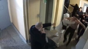 Драка в казанском подъезде попала на видео