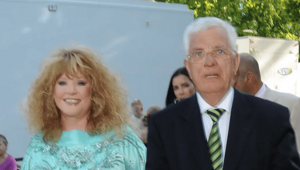 Чем Пугачева не устраивала Паулса?