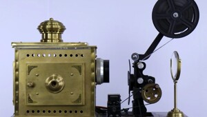 Самые интересные предметы крупнейшего в России киносклада "Жар-птица"