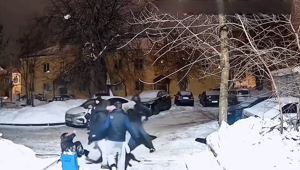 В Уфе толпа избила парня, пришедшего вернуть украденный телефон