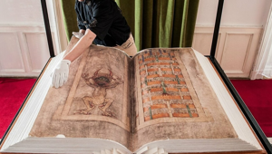 Что скрывает «Библия Дьявола»: договор с князем тьмы или титанический 30-летний труд одинокого монаха?