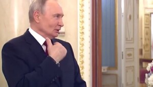 Неотредактированное видео поздравления Владимира Путина с 8 Марта