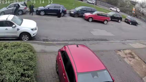 В Лондоне водитель намеренно задавил женщину в никабе