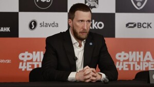 Баскетбольный тренер девятью матерными словами оценил игру своего клуба